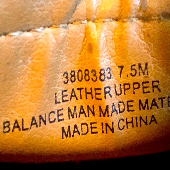 Gently used genuine leather loafers - Picture 3 of 3